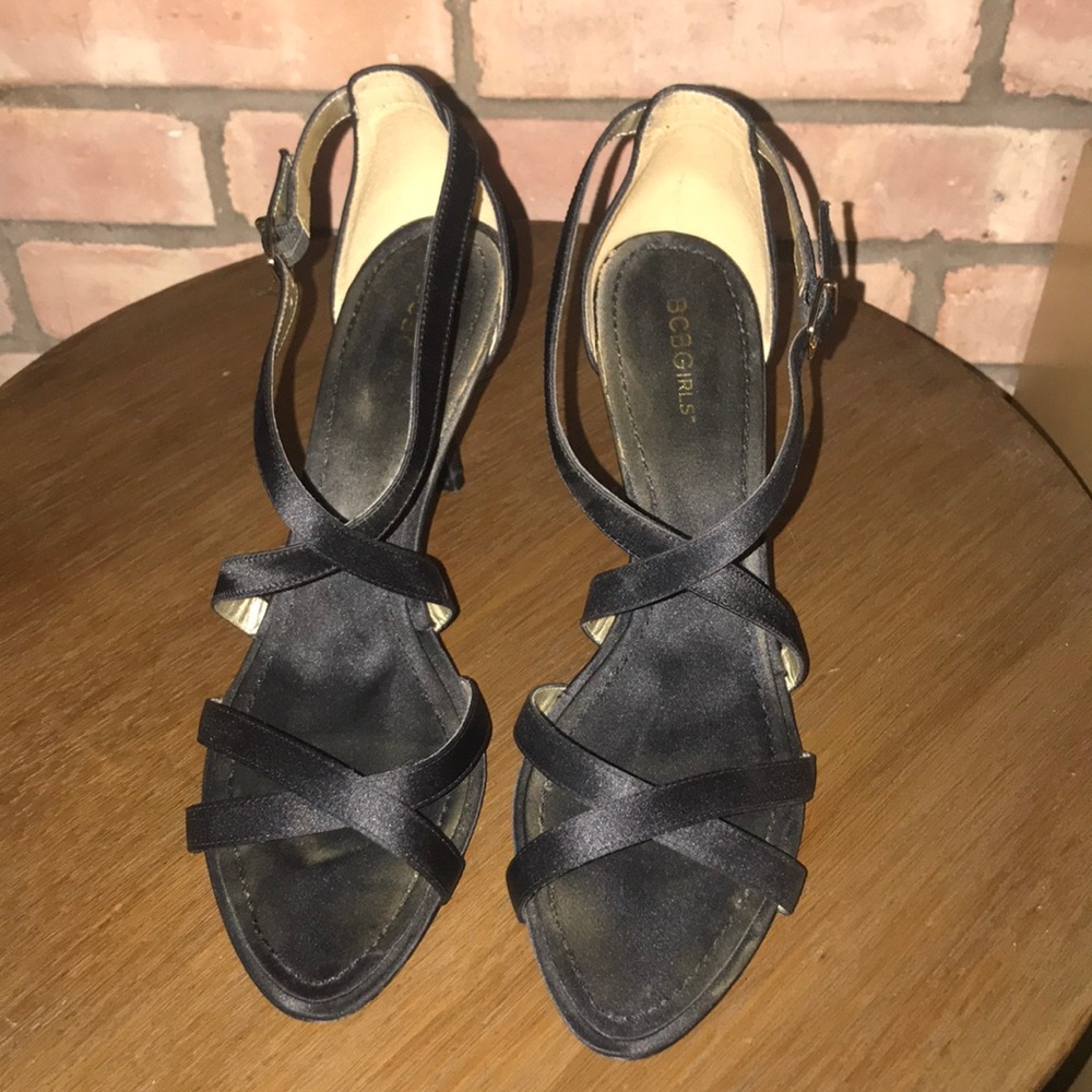 BCBG Girls Dosia Black Satun Heels Size 11